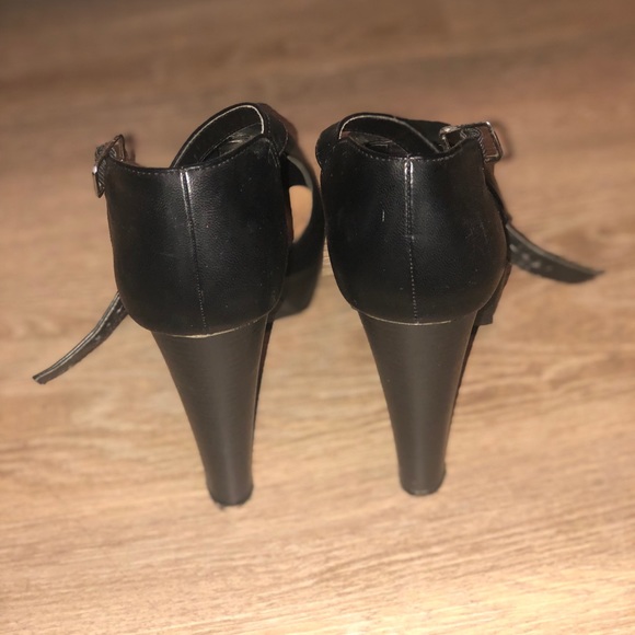 Breckelle’s Black Chunky Heels (Sz 9) - Picture 3 of 3